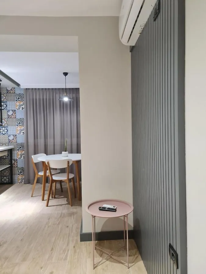 Tam Serviced Studio Apartment Myslym Shyri No1 Tirana Albania