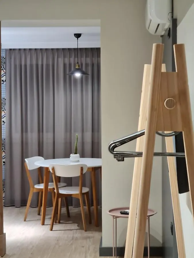 Tam Serviced Studio Apartment Myslym Shyri No1 Tirana